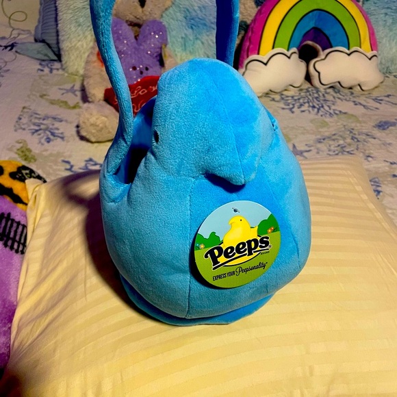 Peeps bundle, blue chic baskets x 3 and yellow plush bunny x1 - Picture 4 of 10
